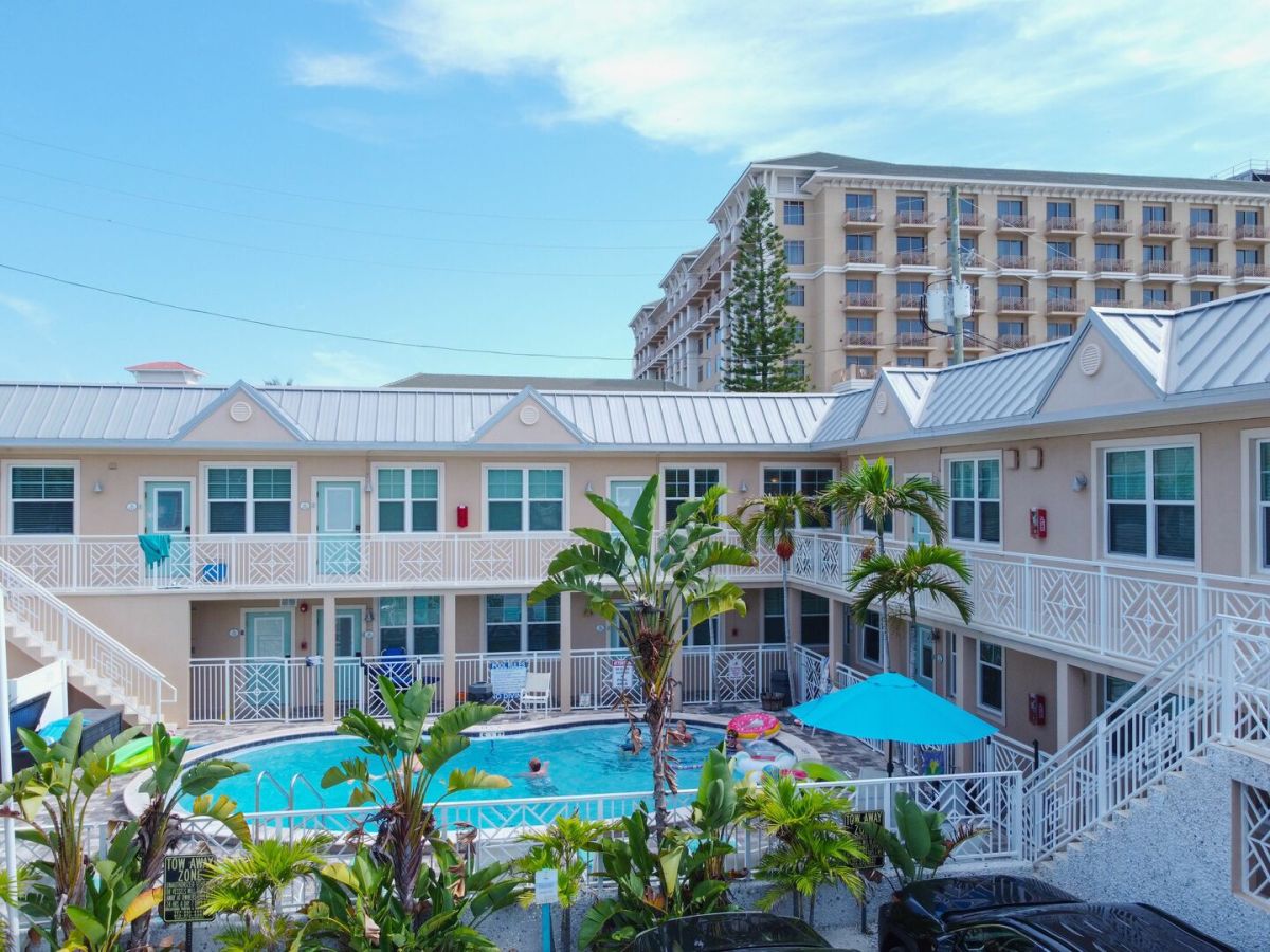 Belloise Realty Vacation Rentals-103 | Clearwater Beach Suites-image-1