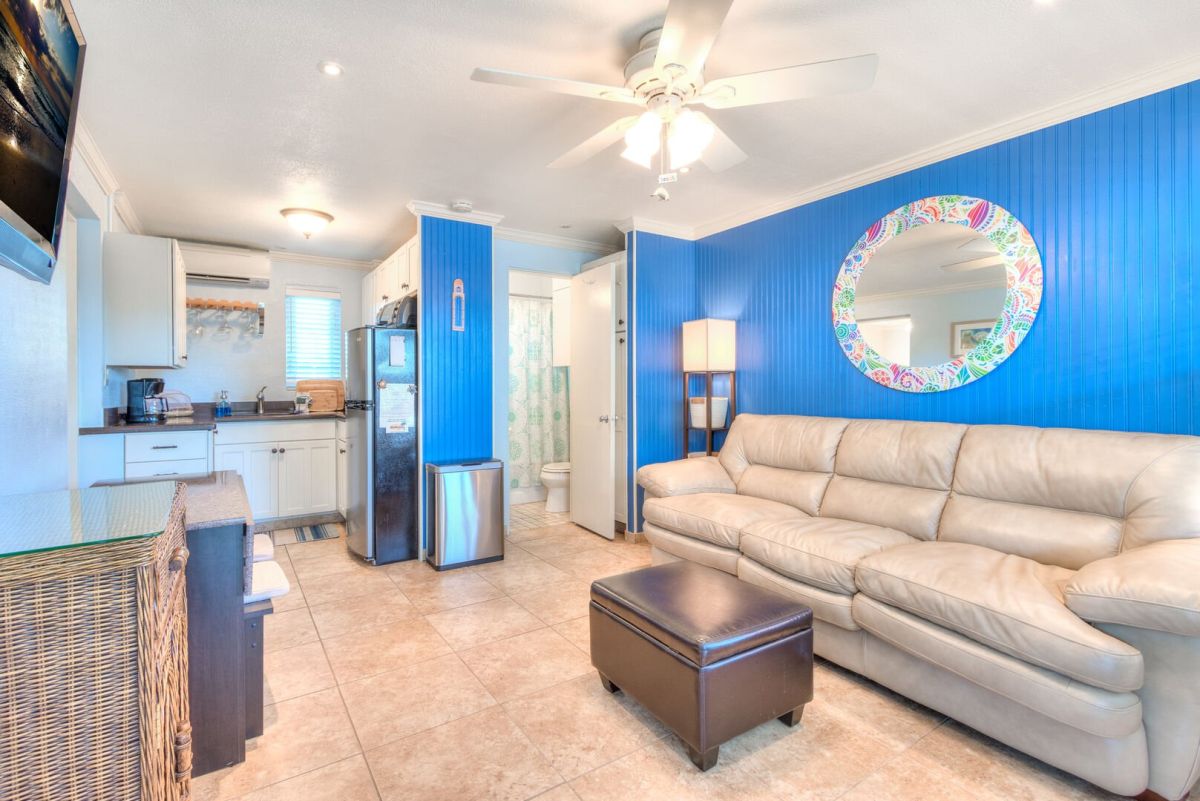 Belloise Realty Vacation Rentals-Tropic Terrace #51 - Beachfront  Rental-image-1